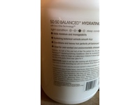 Giovanni 50:50 Balanced Hydrating-Calming Conditioner, 128 oz/3785 mL - Image 4