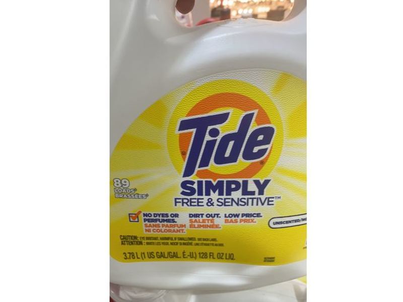 Tide Simply Free & Sensitive Laundry Detergent, Unscented, 89 Loads, 128 fl oz/3.78 L