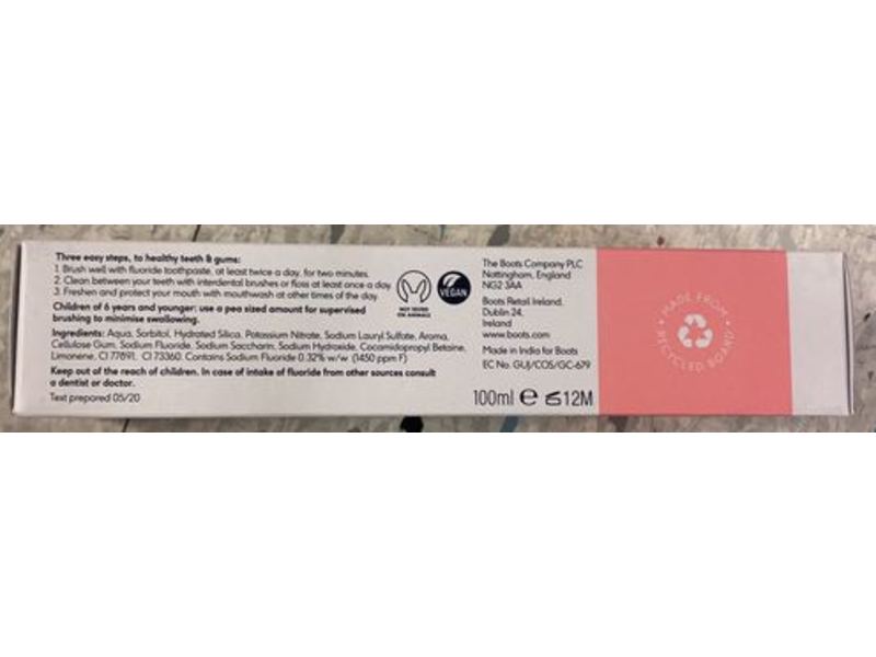 Boots Sensitive Toothpaste, Fresh Mint Flavour, 100 mL