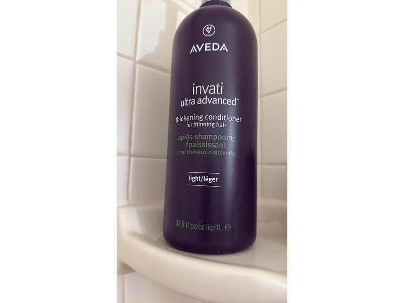 Aveda Invati Ultra Advanced Thickening Conditioner, Light, 33.8 fl oz/1 L