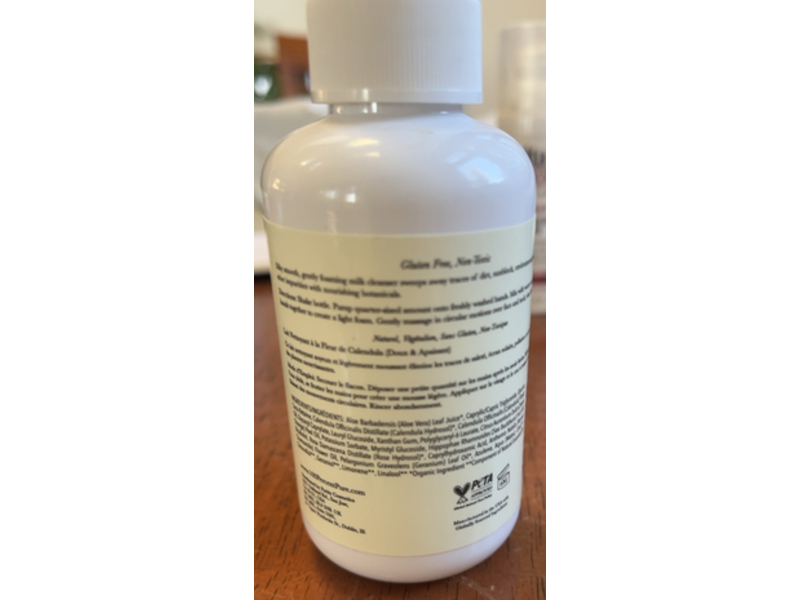 100% Pure Cleansing Milk, Calendula Flower, 3.4 fl oz/100 mL