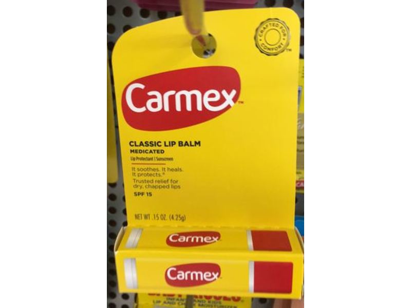 Carmex Classic Lip Balm, Medicated, Lip Protectant, SPF 15, 0.15 oz/4.25 g