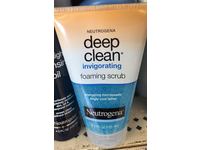 Neutrogena Neutrogena Deep Clean Invigorating Foaming Scrub, 4.2 oz/124 mL, Pack Of 3 - thumbnail 2