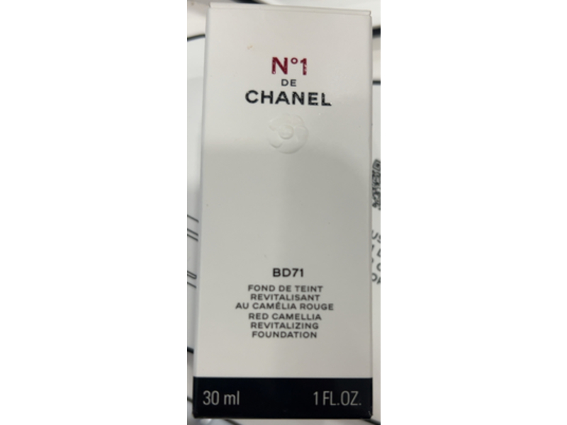 Chanel No 1 De Revitalizing Foundation, BD71 Red Camellia, 1 fl oz/30 mL