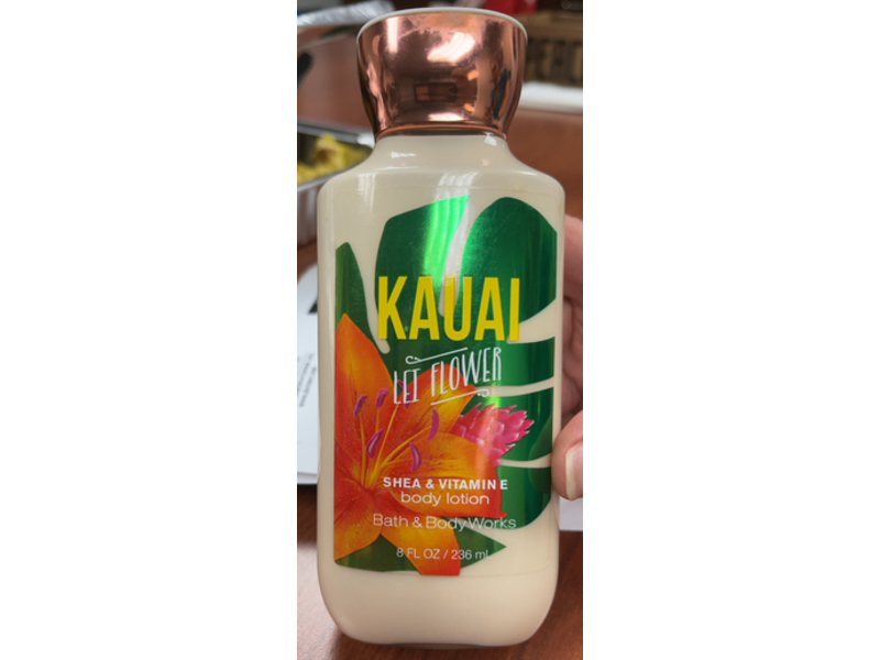 Bath & Body Works Kauai Lei Flower Body Lotion, Shea & Vitamin E, 8 fl oz/236 mL