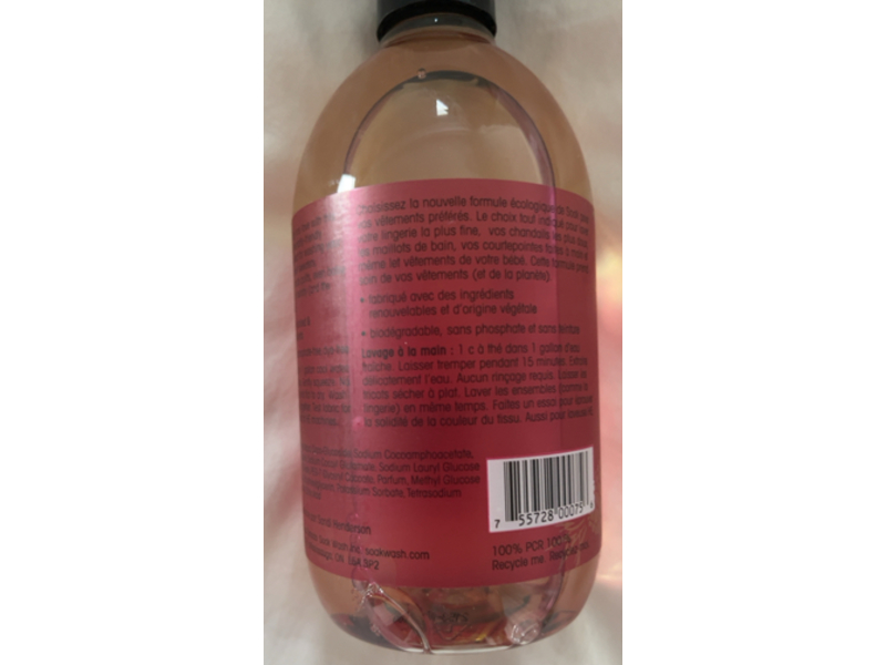 Soak Laundry Detergent, Celebration, 75 Loads, 12.8 oz/375 mL