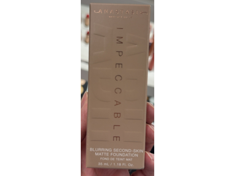 Anastasia Beverly Hills Impeccable Blurring Second Skin Matte Foundation, 2.5W, 1.18 fl oz/35 mL