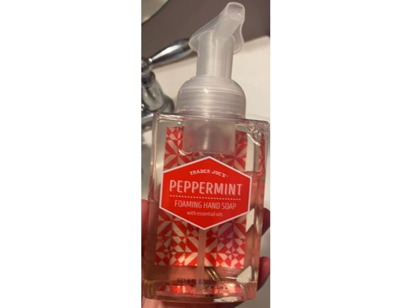 Trader Joe's Foaming Hand Soap, Peppermint, 8 fl oz, Pack Of 2