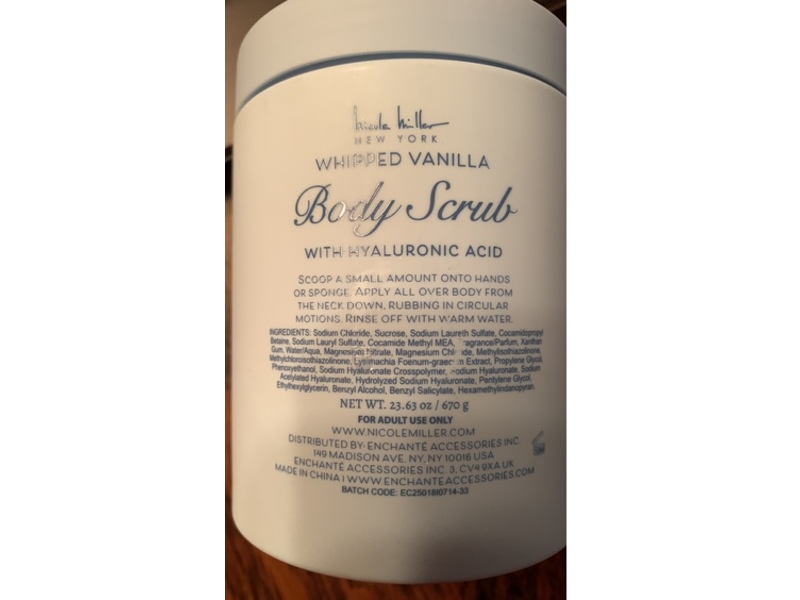Nicole Miller Whipped Vanilla Gently Exfoliating Body Scrub, 23.63 oz/670 g