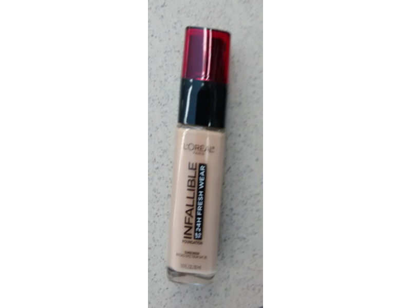 L'Oréal Paris Infallible Fresh Wear Foundation, 470 Radiant Honey, SPF 25, 1 fl oz/30 mL