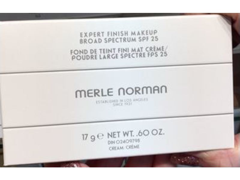 Merle Norman Expert Finish Makeup Broad Spectrum SPF 25, Soft Bisque, 0.60 oz/17 g