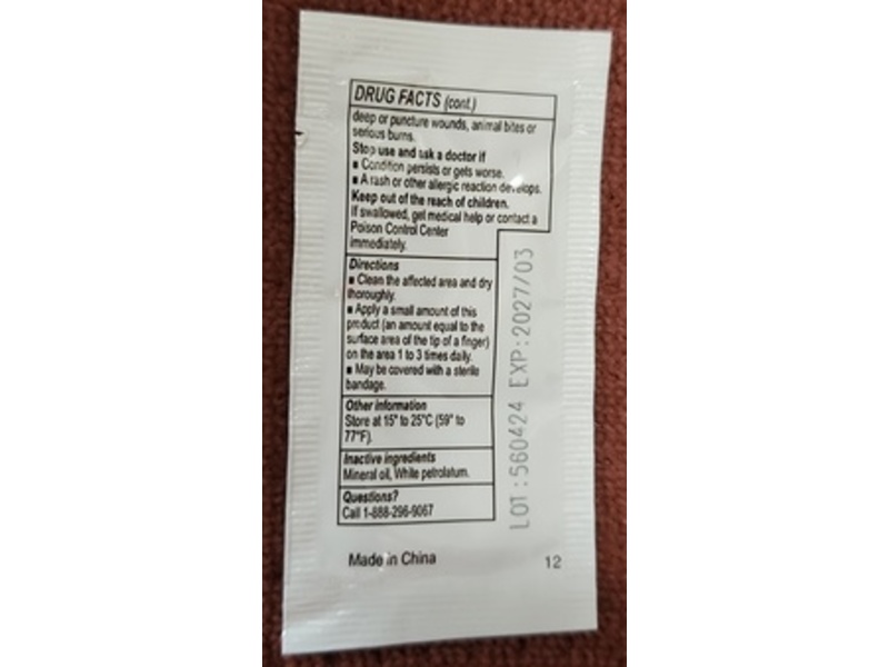 Globe Bacitracin Ointment, 0.031 oz/0.9 g, Pack Of 144