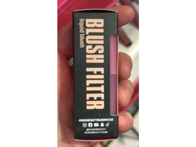 HudaBeauty Blush Filter Liquid Blush, Bubblegum, 0.15 fl oz/4.5 mL