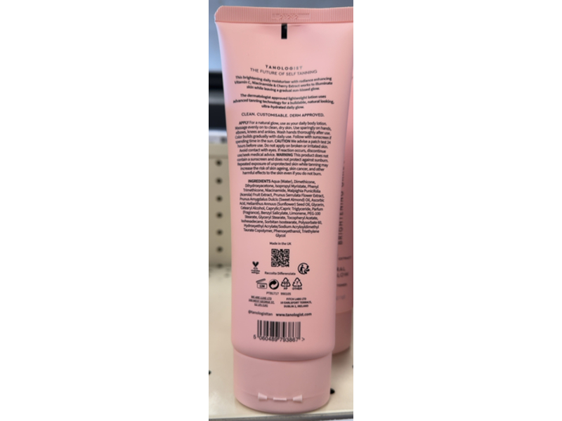 Tanologist Daily Glow Brightening Gradual Tan Lotion, Medium Dark, 8.45 fl oz/250 mL