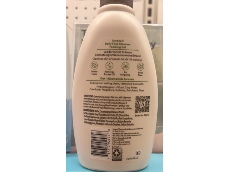 Aveeno Daily Facial Cleanser Foaming Gel, Oat + Niacinamide, 12 fl oz/354 mL