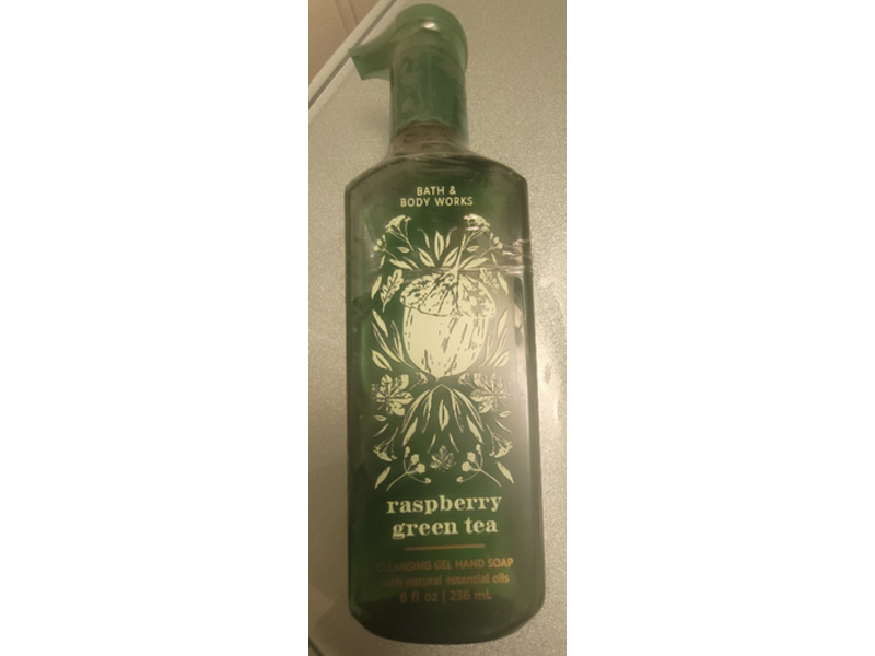 Bath & Body Works Raspberry Green Tea Cleansing Gel Hand Soap, Natural Essential Oils, 8 fl oz/236 mL, Pack Of 2