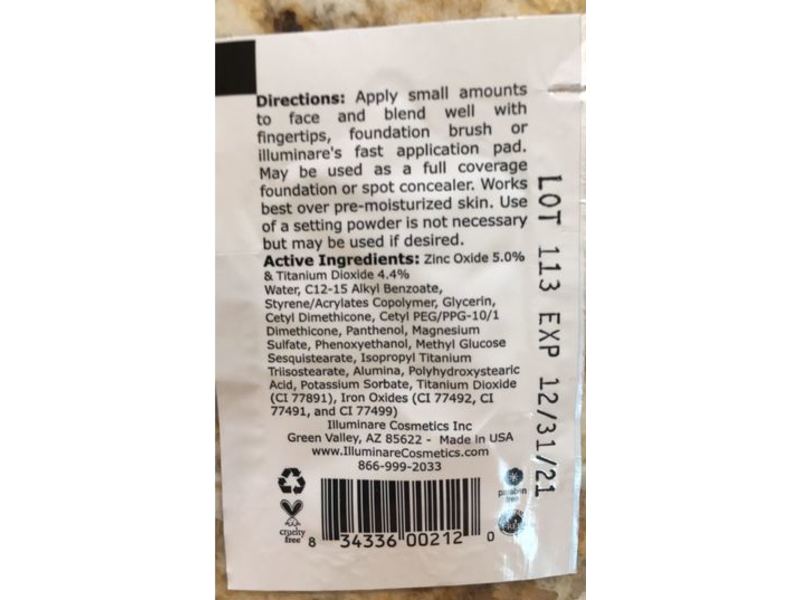 Illuminare Concealing Mineral Foundation, Porcelain, SPF 20, 0.017 fl oz/0.5 ml