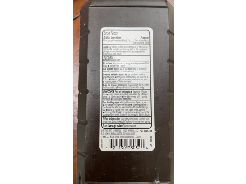 Signature Care Hydrogen Peroxide Topical Solution Usp First Aid Antiseptic, 32 fl oz/946 mL