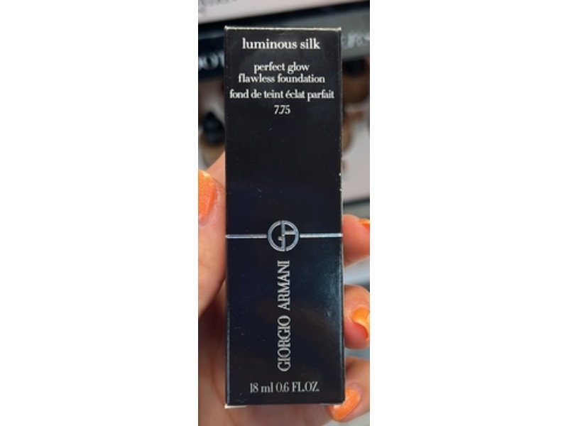 Giorgio Armani Luminous Silk Perfect Glow Flawless Foundation, 7.75, 0.6 fl oz/18 mL