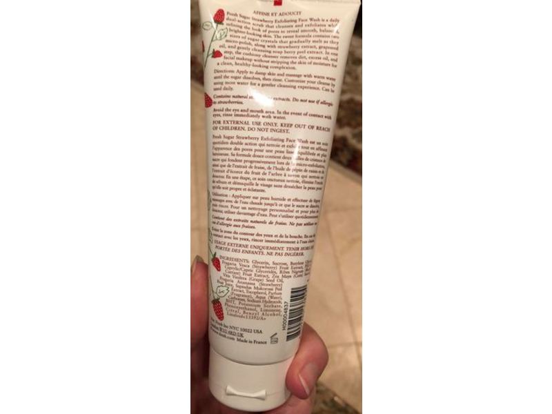 Fresh Exfoliating Face Wash, Sugar Strawberry, 4.2 fl oz/125 mL