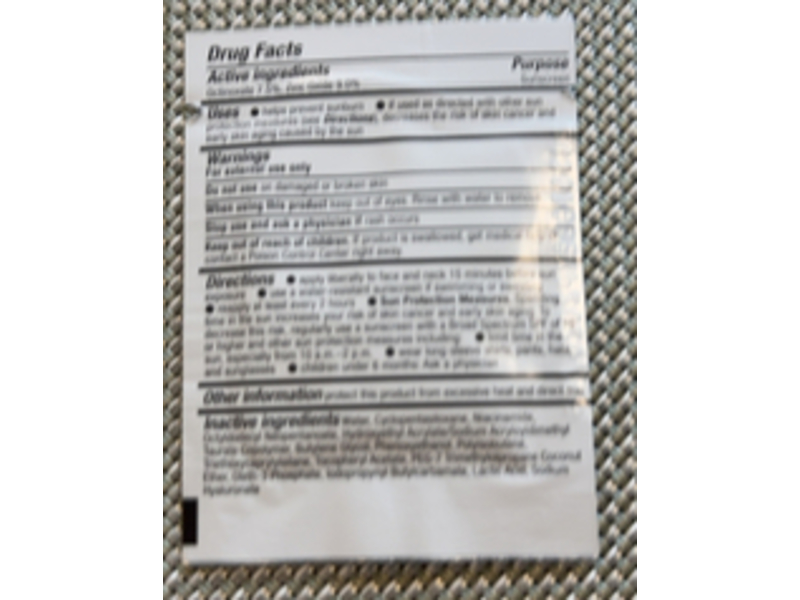 EltaMD Skincare UV Clear Face Sunscreen, SPF 46, 0.07 oz/ 2 g