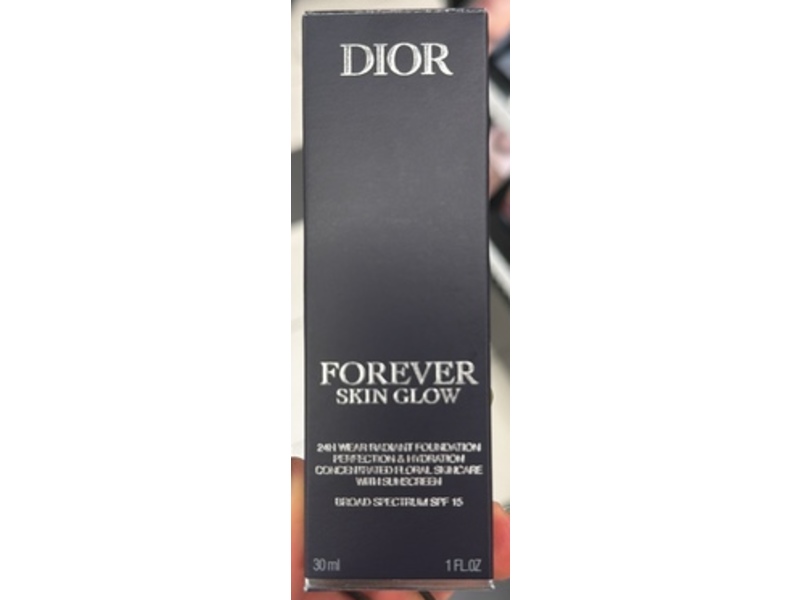 Dior Forever Skin Glow Foundation, 4.5W Warm, 1fl oz/30 mL