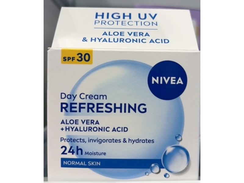 Nivea Refreshing Day Cream, SPF 30, Aloe Vera + Hyaluronic Acid, 50 mL