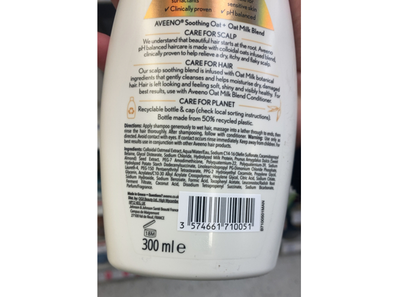 Aveeno Scalp Soothing Daily Moisture Shampoo, Oat Milk, 10.1 fl oz/300 mL
