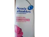Head & Shoulders Anti Dandruff Conditioner, Smooth & Silky, 400 mL - thumbnail 2