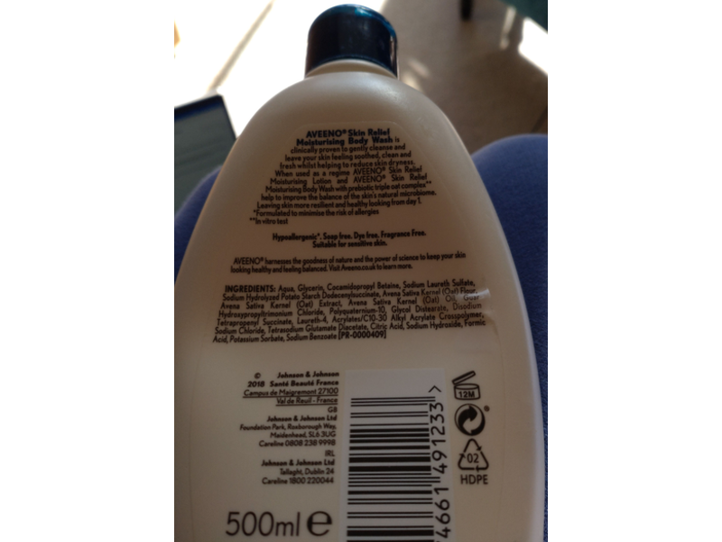 Aveeno Skin Relief Moisturising Body Wash, Very Dry Skin, Fragrance & Soap Free, 500 mL