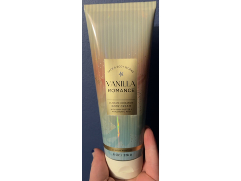 Bath & Body Works Ultimate Hydration Body Cream, Vanilla Romance, 8 oz/226 g