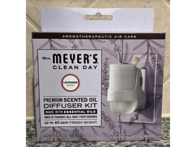 Mrs. Meyer's Clean Day Premium Scented Oil Diffuser Kit, Lavender