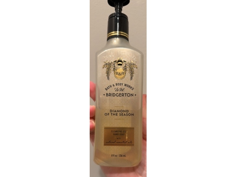 Bath & Body Works Cleansing Gel Hand Soap, Diamond Of The Season, 8 fl oz/236 mL