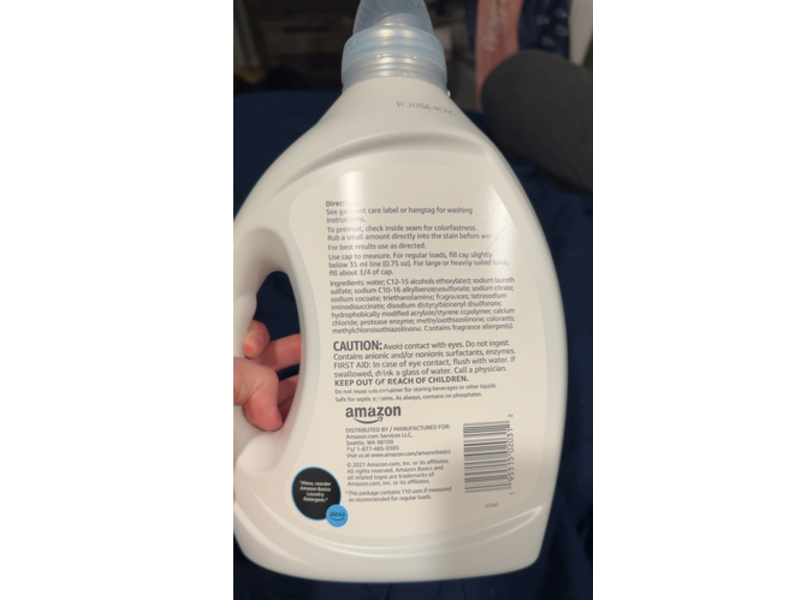 Amazon Basics Liquid Laundry Detergent, Clean Linen, 110 Loads, 82.5 fl oz/2.43 L