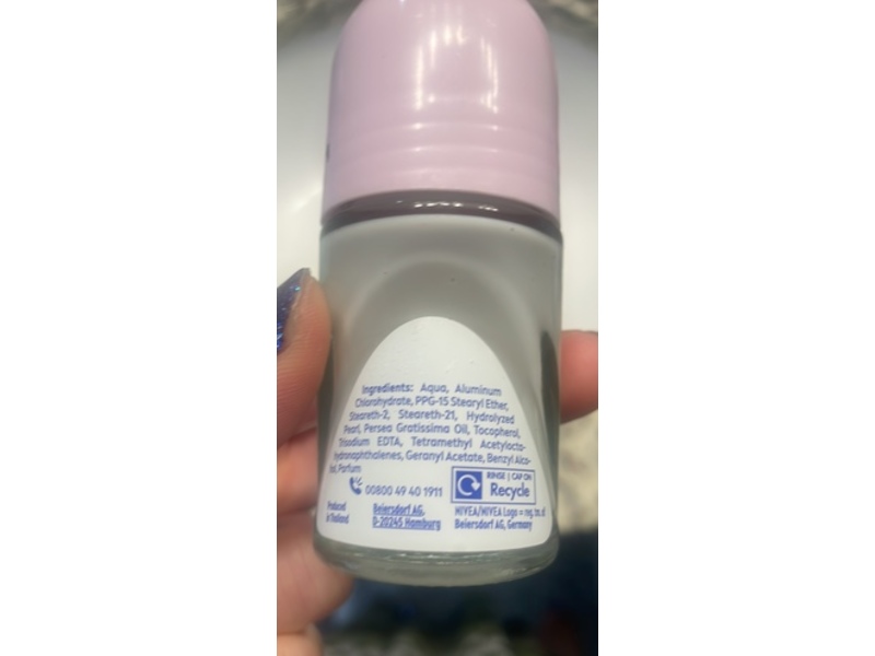 Nivea Pearl Beauty Antiperspirant, Preal Extract & Avocado Oil, 25 mL