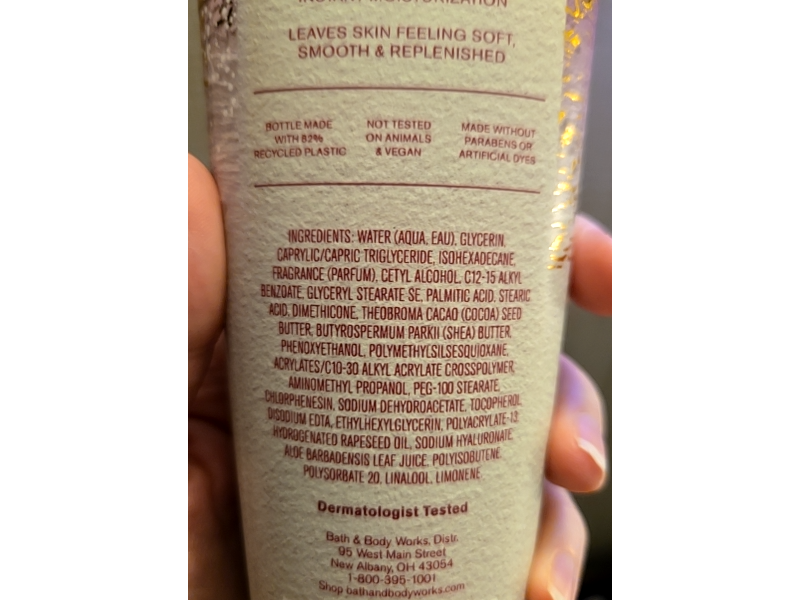 Bath & Body Works Ultimate Hydration Body Cream, Strawberry Snow Flakes, 8 oz/226 g