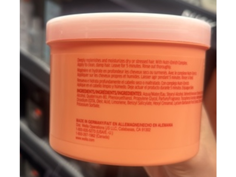 Wella Professionals Invigo Nutri-Enrich Deep Nourishing Mask, Goji Berry, 16.9 fl oz/500 mL