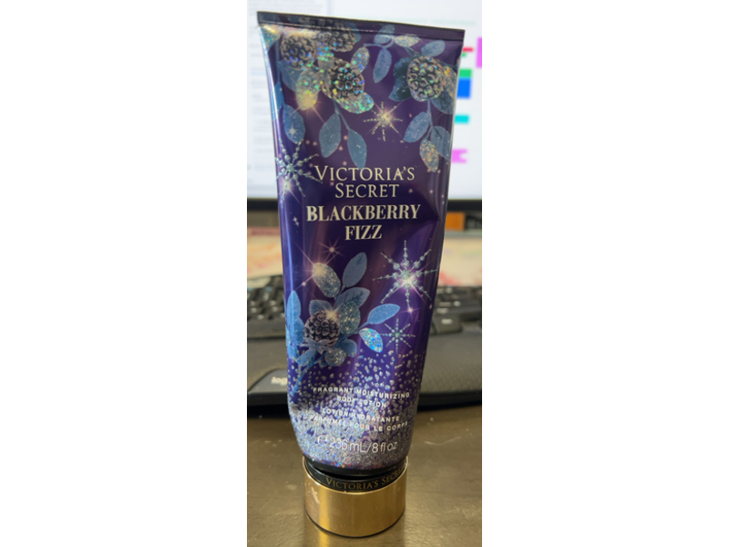 Victoria's Secret Fragrant Moisturizing Body Lotion, Blackberry Fizz, 8 fl oz/236 mL