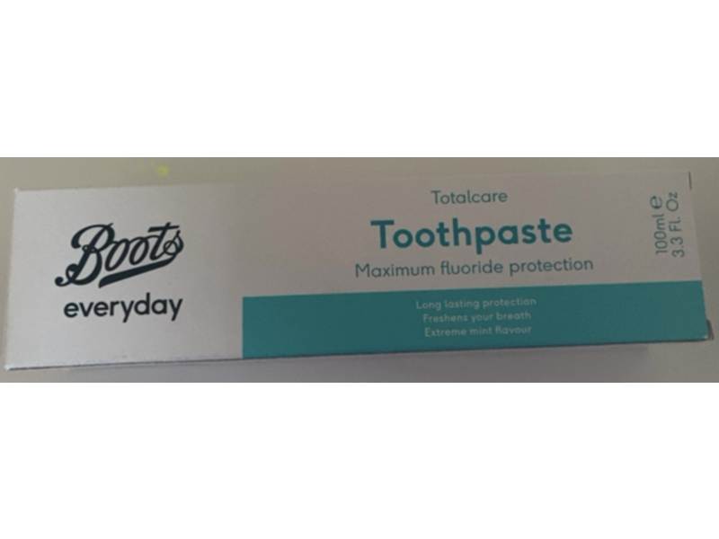 Boots Total Care Maximum Fluoride Protection Toothpaste, 3.3 fl oz/100 mL
