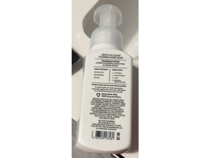 Bath & Body Works Gentle & Clean Foaming Hand Soap, Japanese Cherry Blossom, 8.75 oz/259 mL