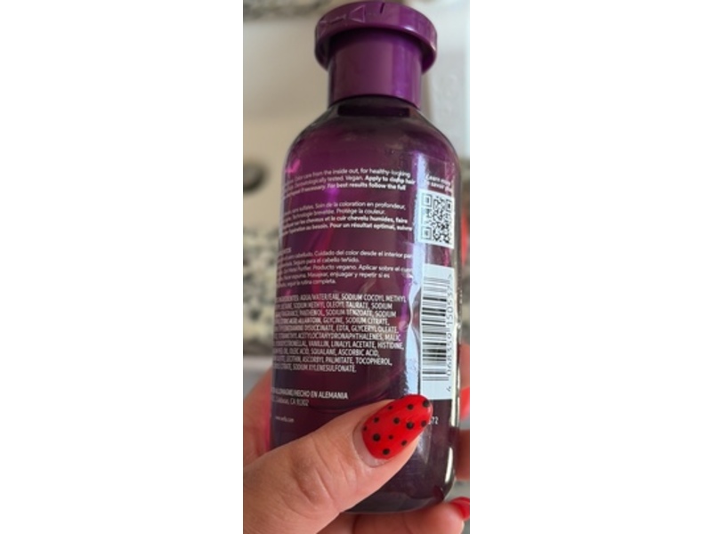 Wella Professionals Ultimate Color Sulfate-Free Shampoo, Glycine & B5, 8.4 fl oz/250 mL