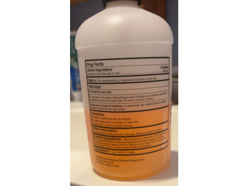 Mckesson Antibacterial Soap, Clean, 18 fl oz/532 mL