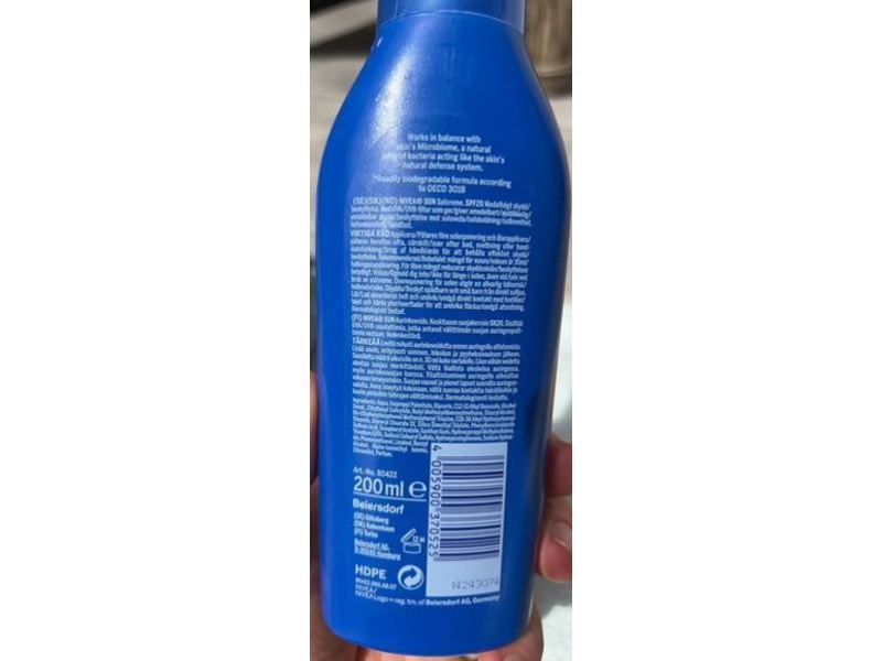 Nivea Sun Protect & Moisture Sun Lotion, SPF 20, 200 mL