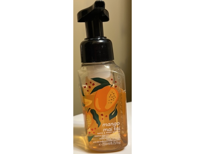 Bath & Body Works Gentle Foaming Hand Soap, Mango Mai Tai, 8.75 oz/259 mL