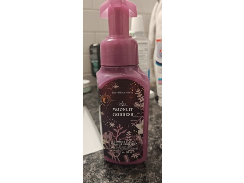 Bath & Body Works Gentle & Clean Foaming Hand Soap, Moonlit Goddess, 8.75 fl oz/259 mL