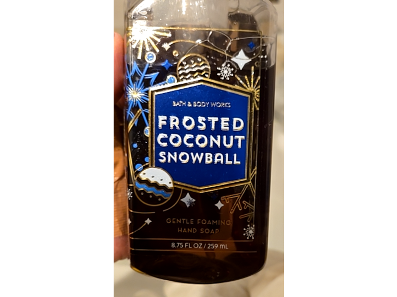 Bath & Body Works Gentle Foaming Hand Soap, Frosted Coconut Snowball, 8.75 fl oz/259mL