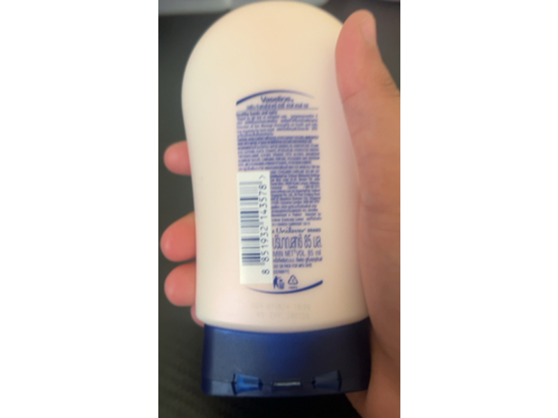 Vaseline Intensive Care Healthy Hands And Nails Lotion, 85 mL