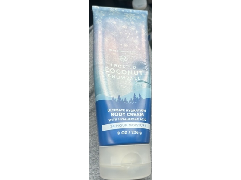 Bath & Body Works Body Cream, Frosted Coconut, 8 oz/226 g, Pack Of 2