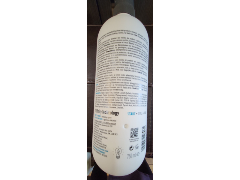 KMS Head Remedy Deep Cleansing Shampoo, 25.3 fl oz/750 mL