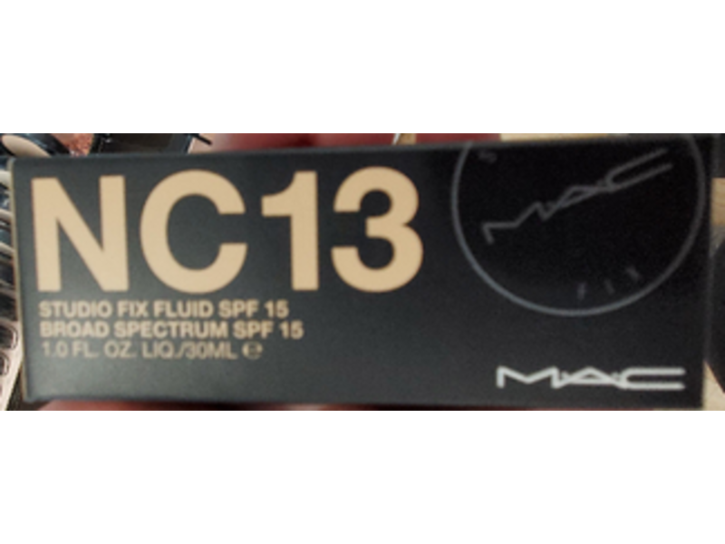 M.A.C. Studio Fix Fluid Foundation, NC 13, SPF 15, 1.0 fl oz/30 mL